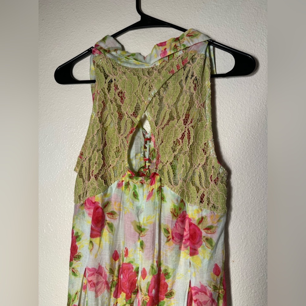 Aratta Evening Prime Rose
Dress size small Aratta Floral Shirt Dress - Picture 10 of 13